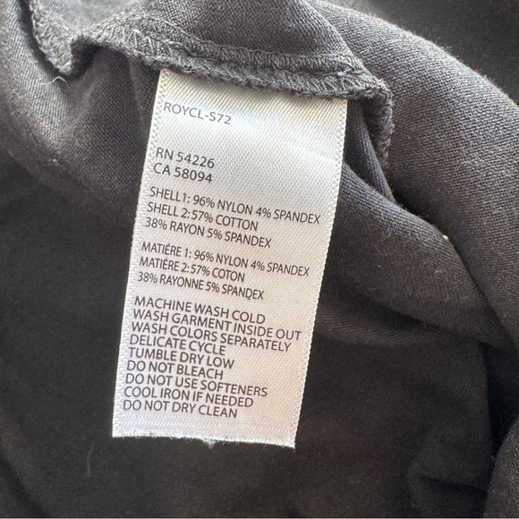 Royal Robbins Black Skort Size Large - Picture 6 of 7